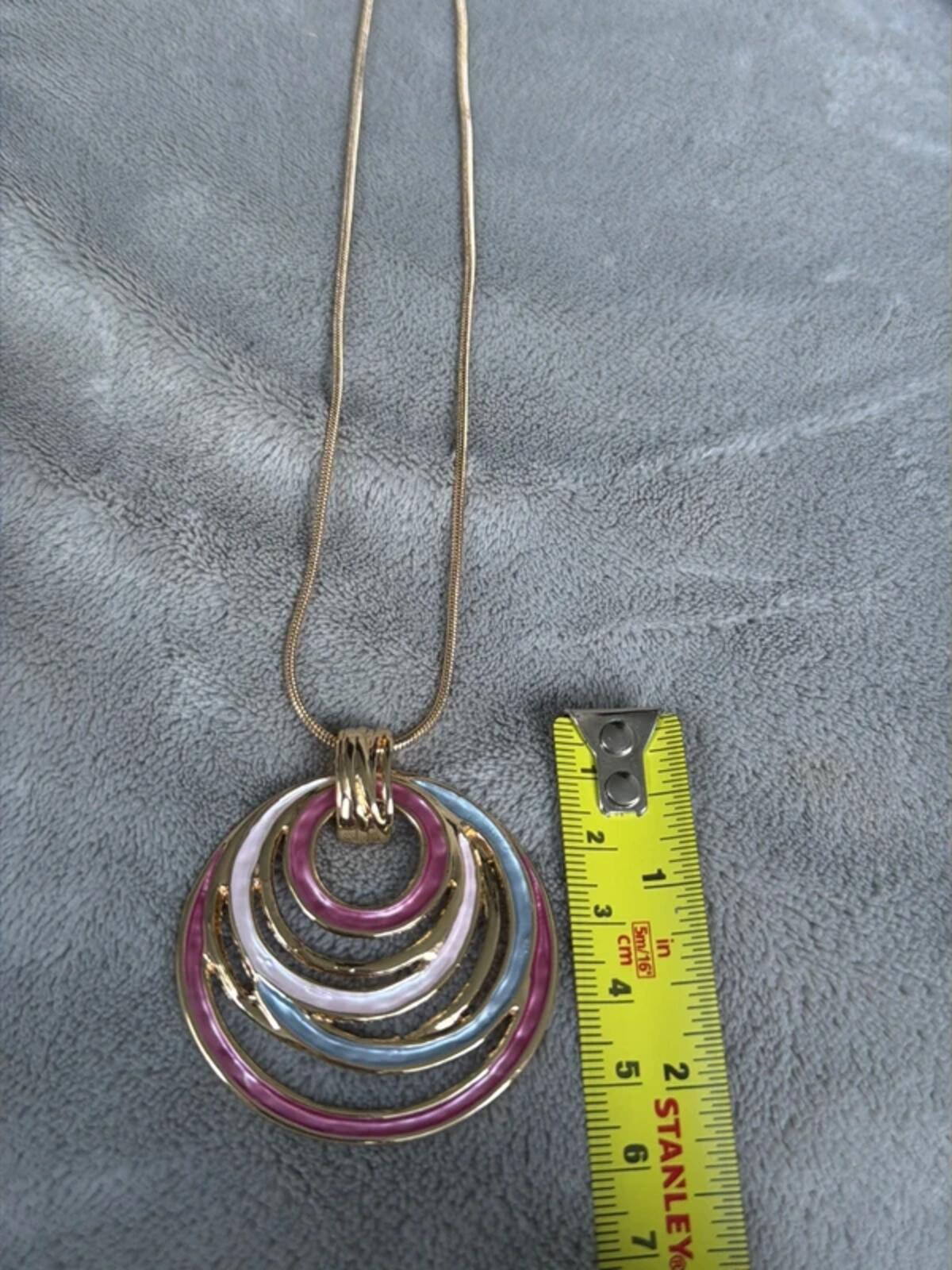Rose pink gold y2k vintage bohemian colour round circle pendant chic necklace gift gorgeous