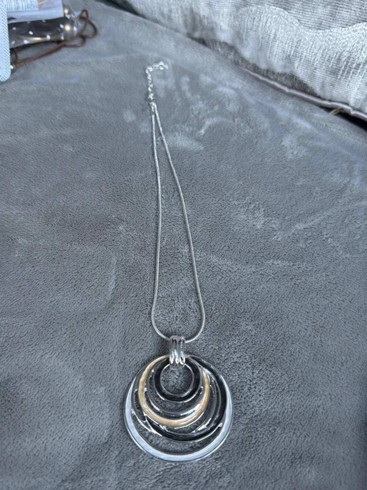 Black white vintage bohemian colour round circle pendant chic necklace gift