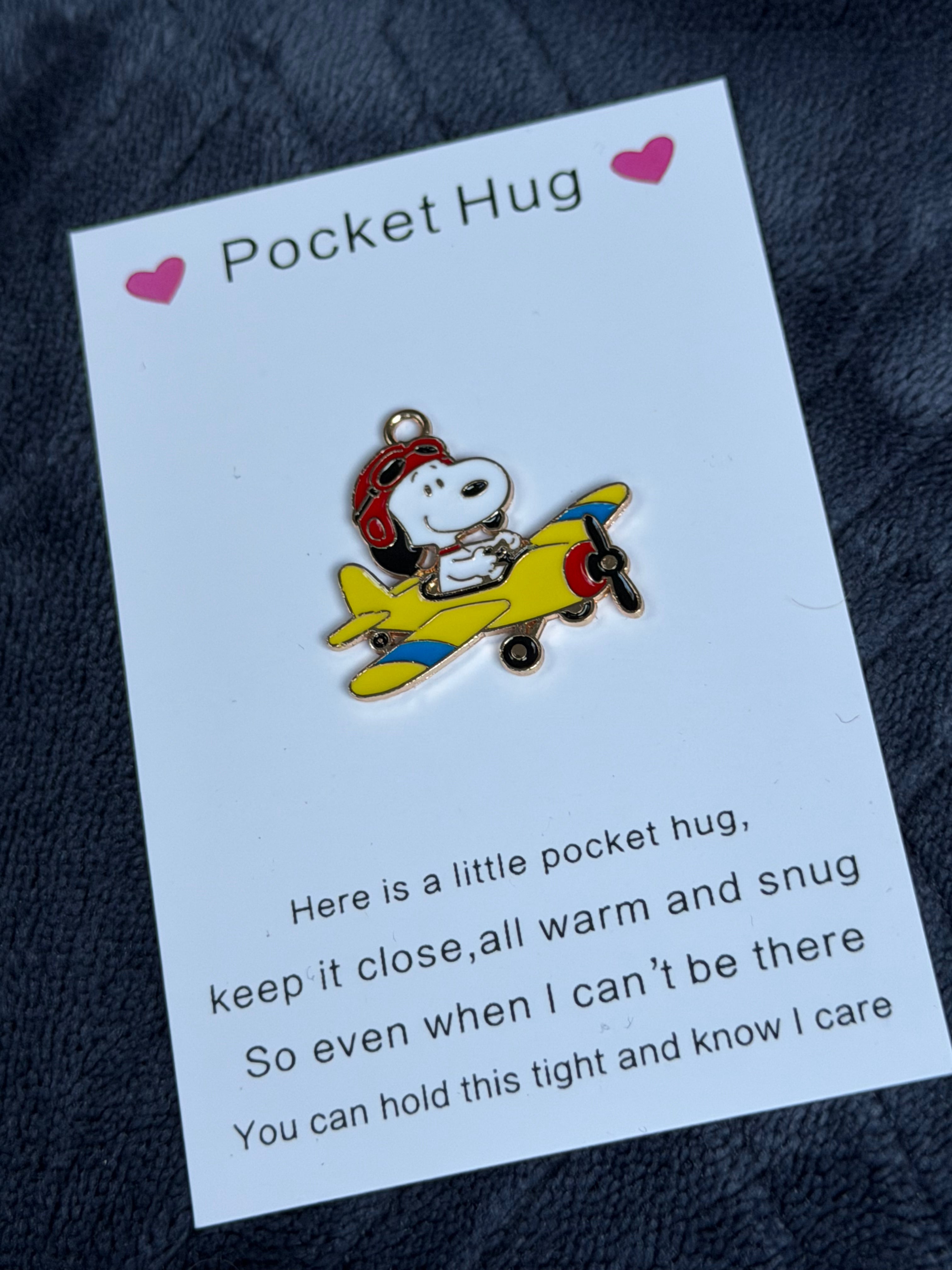 Cute snoopy travel flying plane pilot   charm pendant keyring attachment gift pocket hug card insert friendship