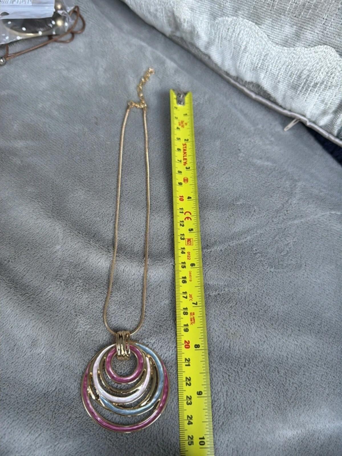 Rose pink gold y2k vintage bohemian colour round circle pendant chic necklace gift gorgeous