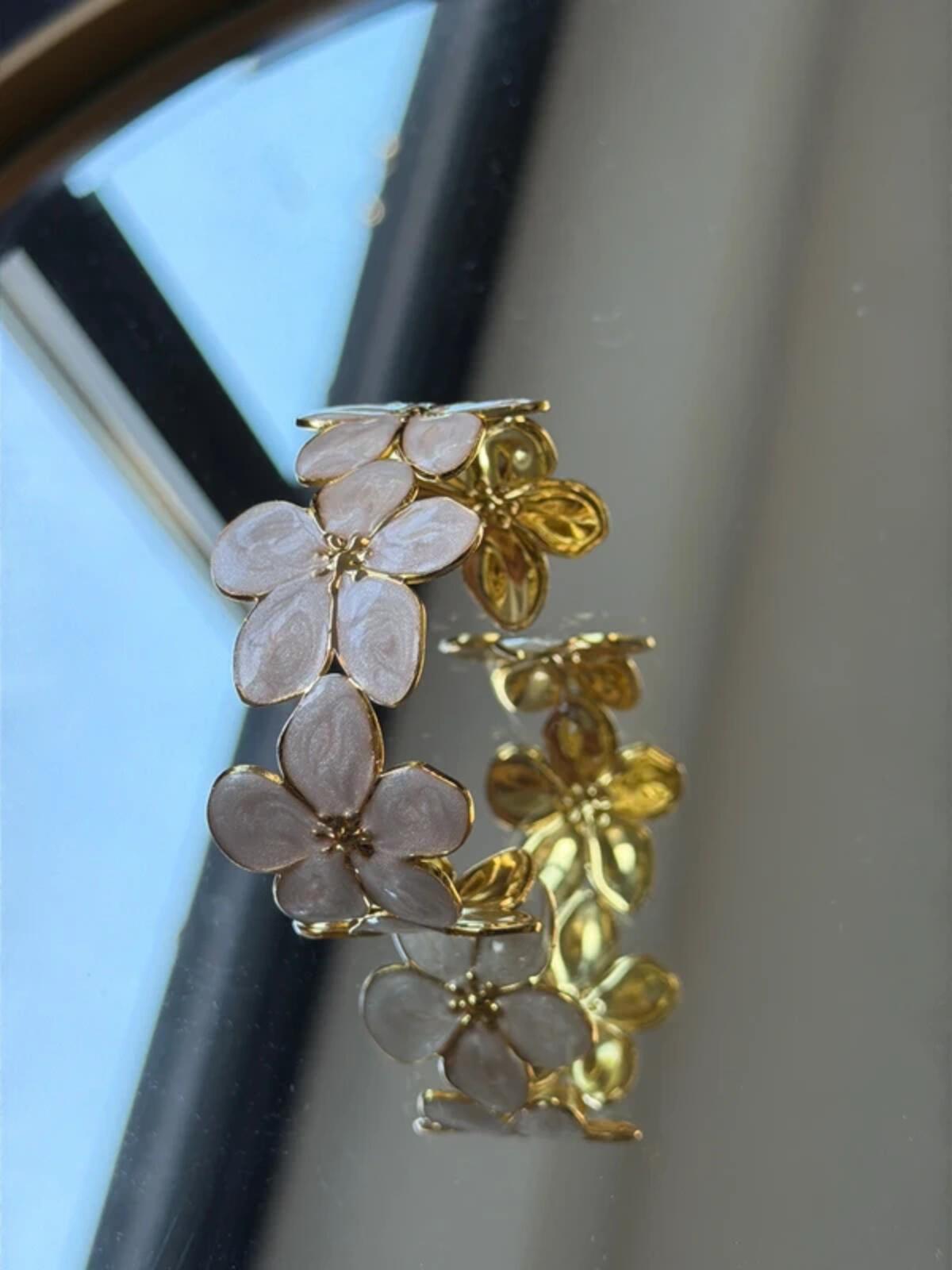 White and gold flower summer jewellery cuff bracelet bangle party wear holiday wedding